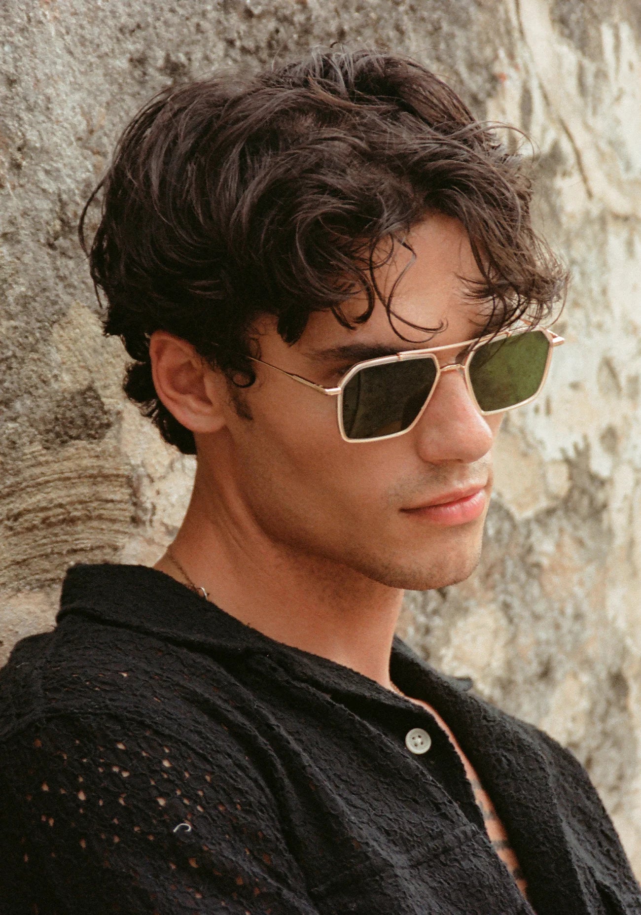 Emery | 18k + Crystal Polarized