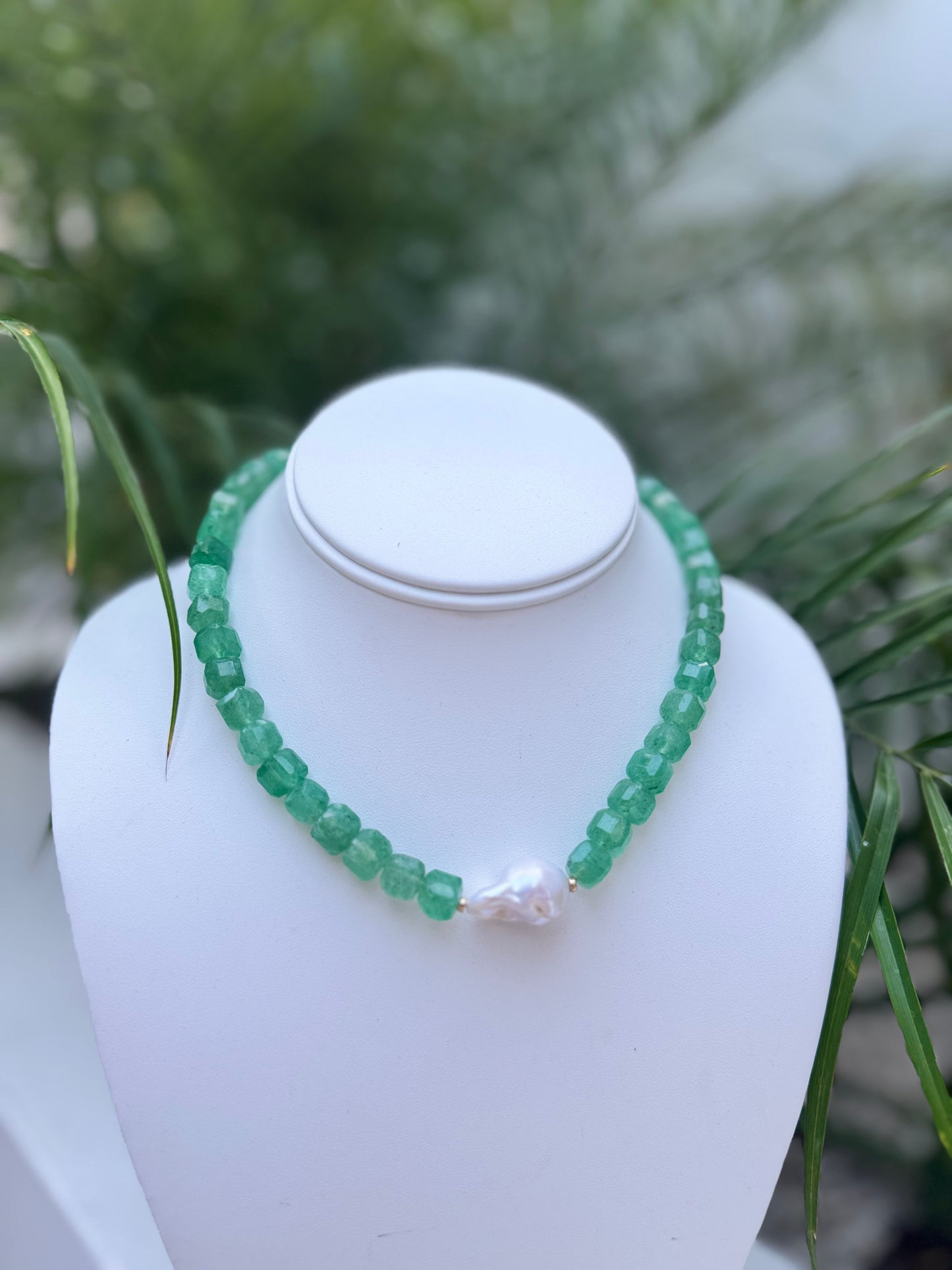 Maris Necklace