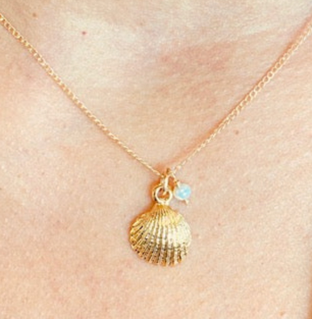 Golden Scallop Shell Necklace