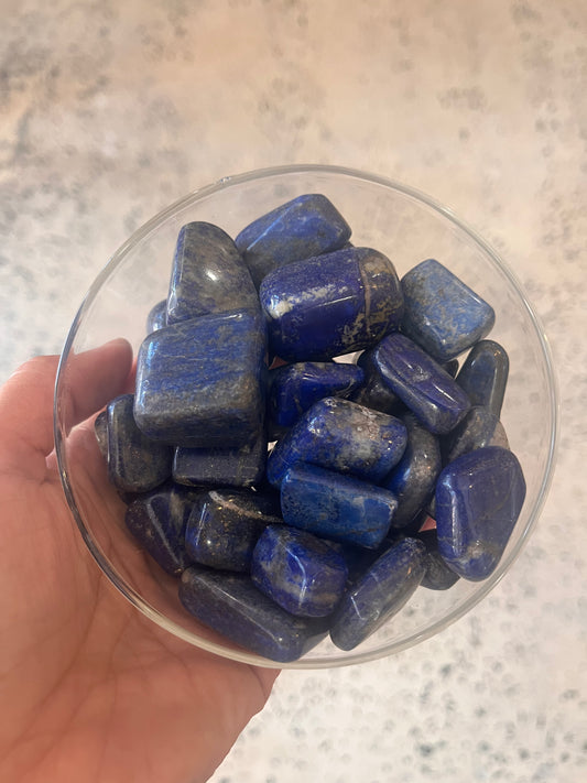 Lapis Lazlui