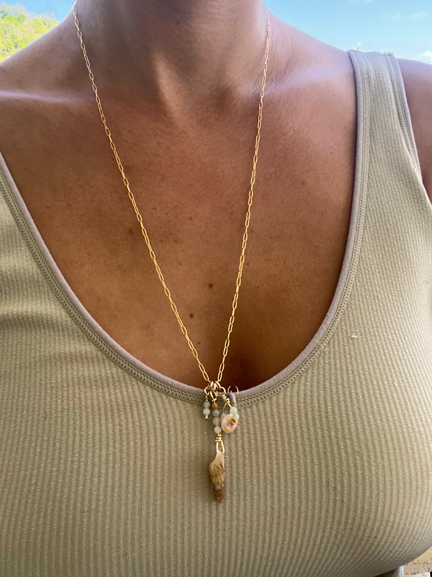 Shell 3 Drop Necklace