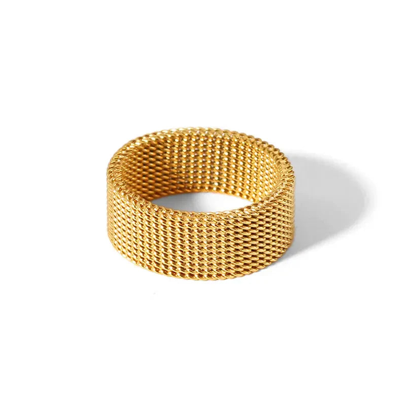Priscila Mesh Chain Ring