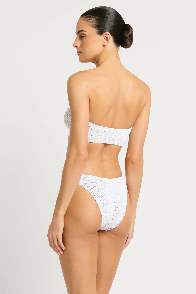 Scene Brief - White Leopard